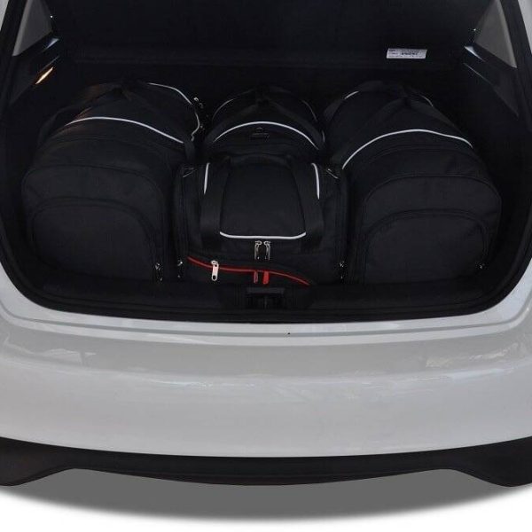 NISSAN PULSAR 2014-2018 SET TORBI ZA AUTO 4 KOM