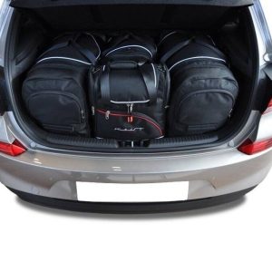 HYUNDAI i30 HATCHBACK 2017+ SET TORBI ZA AUTO 4 KOM