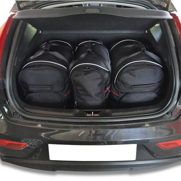 VOLVO V40 HATCHBACK 2012-2019 SET TORBI ZA AUTO 3 KOM