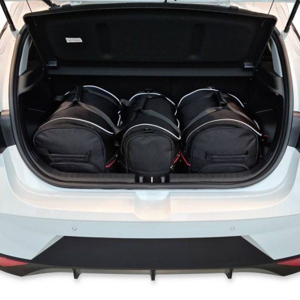 HYUNDAI i20 2020+ SET TORBI ZA AUTO 3 KOM