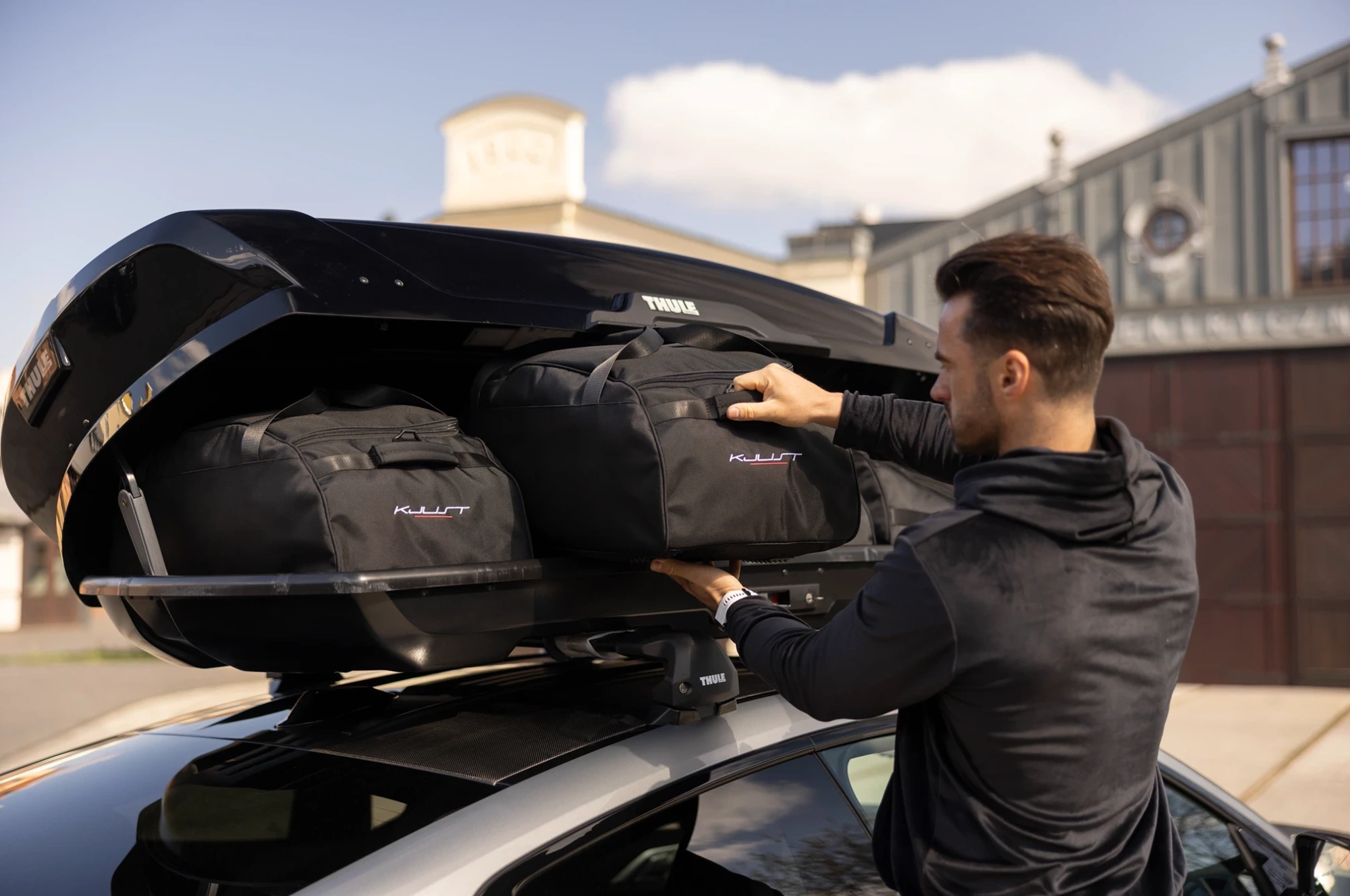 KJUST SET TORBI 4 KOM ZA KROVNU KUTIJU THULE FORCE 3 L - Slika 8